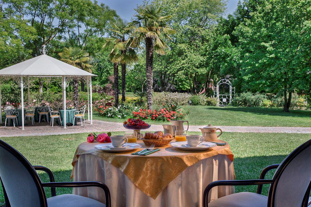 Park Hotel Junior Quarto dʼAltino Zewnętrze zdjęcie